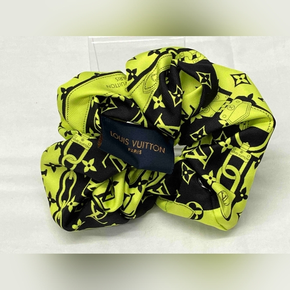 Like New Louis Vuitton Silk Monogram Hair Scrunchie! - Picture 9 of 10